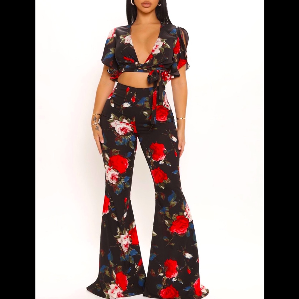 BEAUTIFUL DATE NIGHT FLORAL SET💕